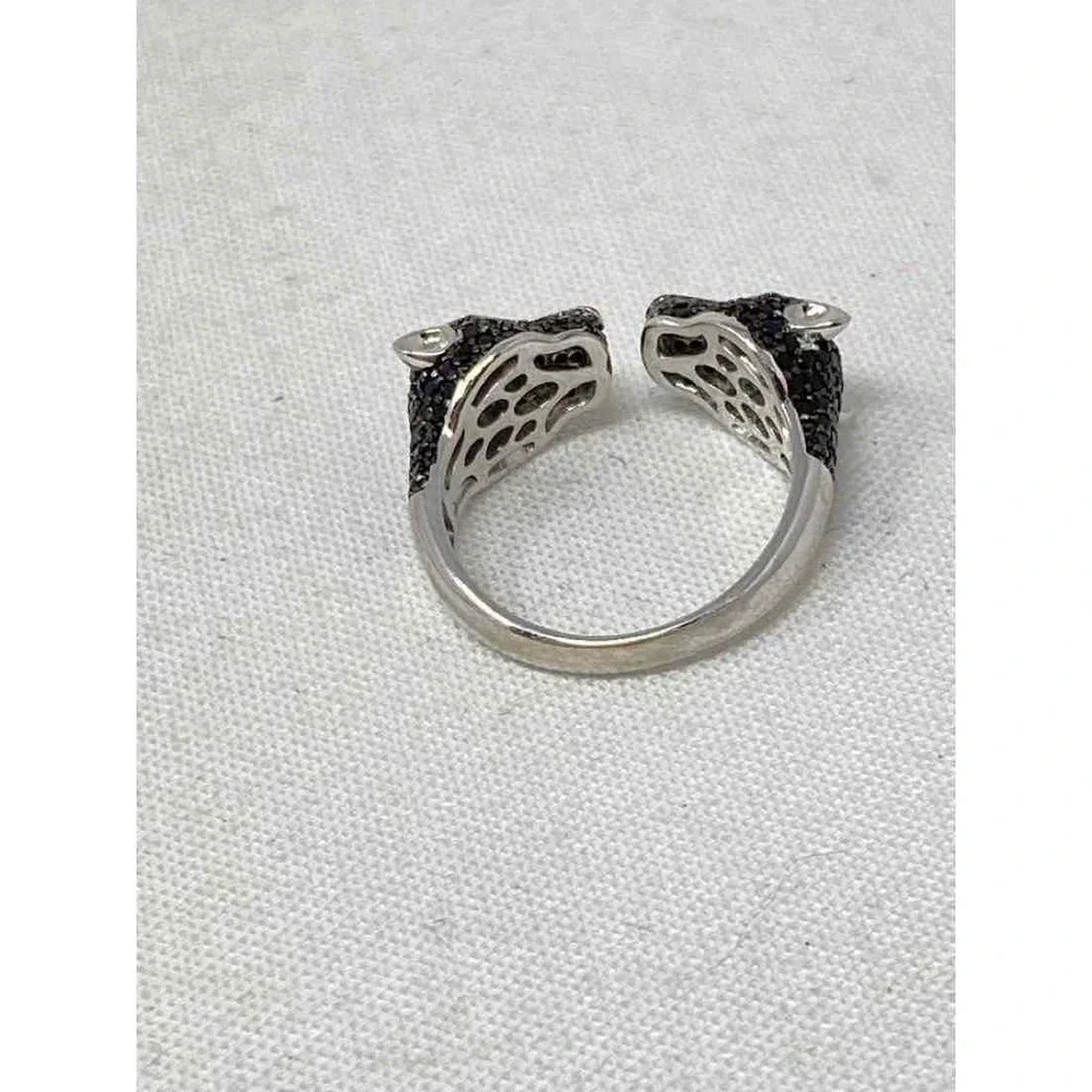 Ring - Picture 3 of 3